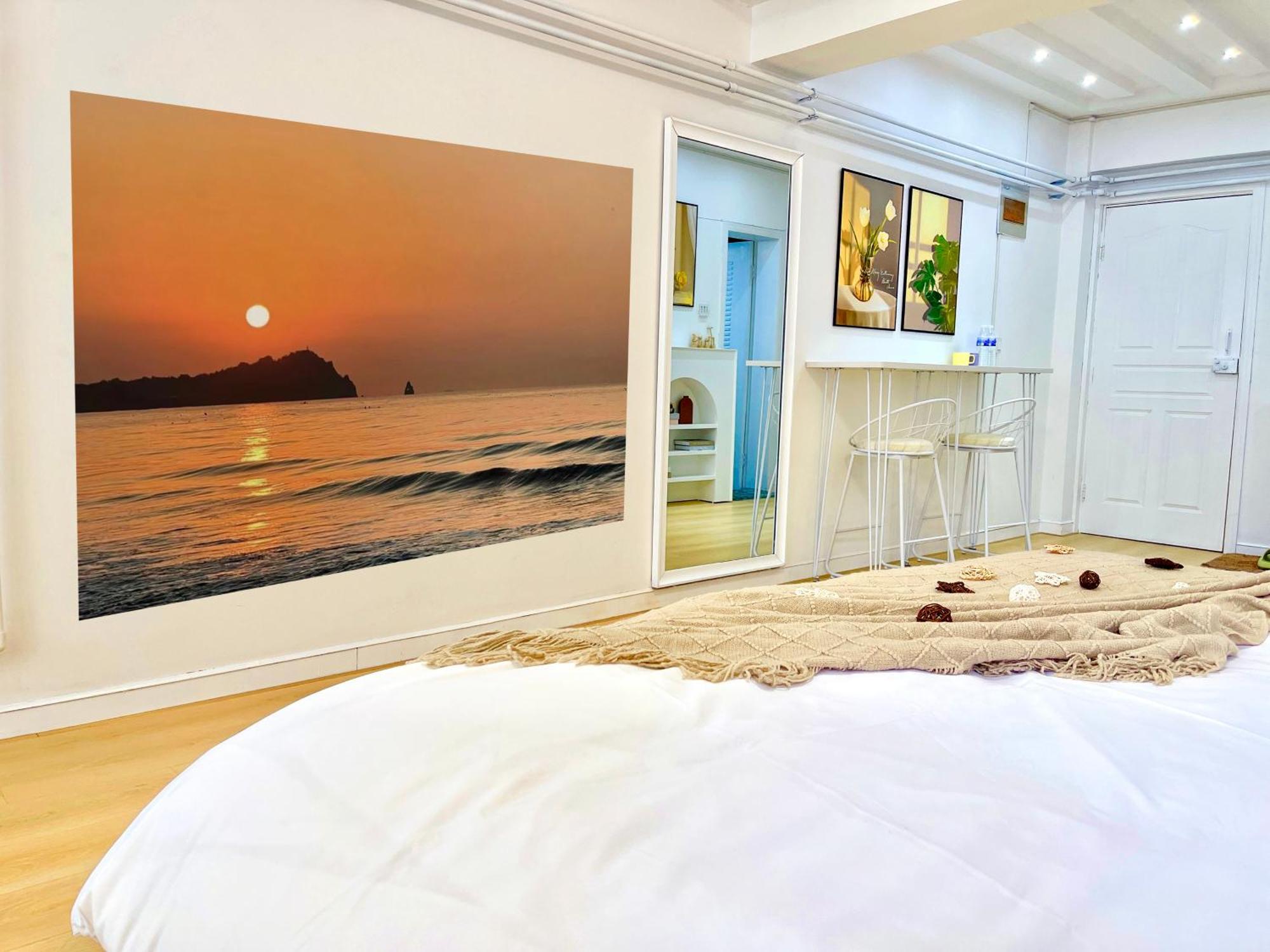 Mermaid'S Secret-Bontique Homestay Циндао Екстериор снимка
